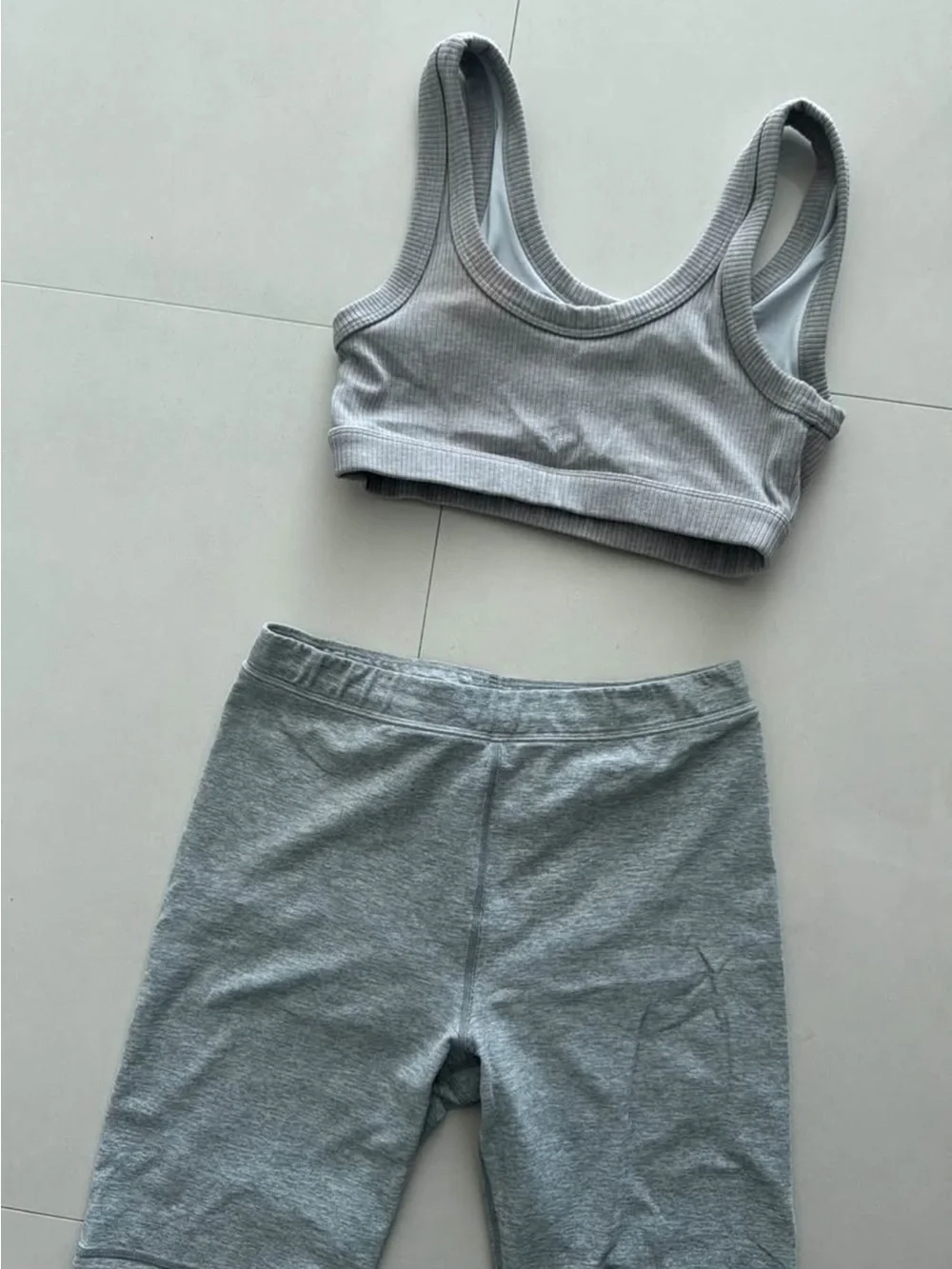 ALO Yoga Ribbed Crop Tank & Bike Shorts Set - Light Gray
